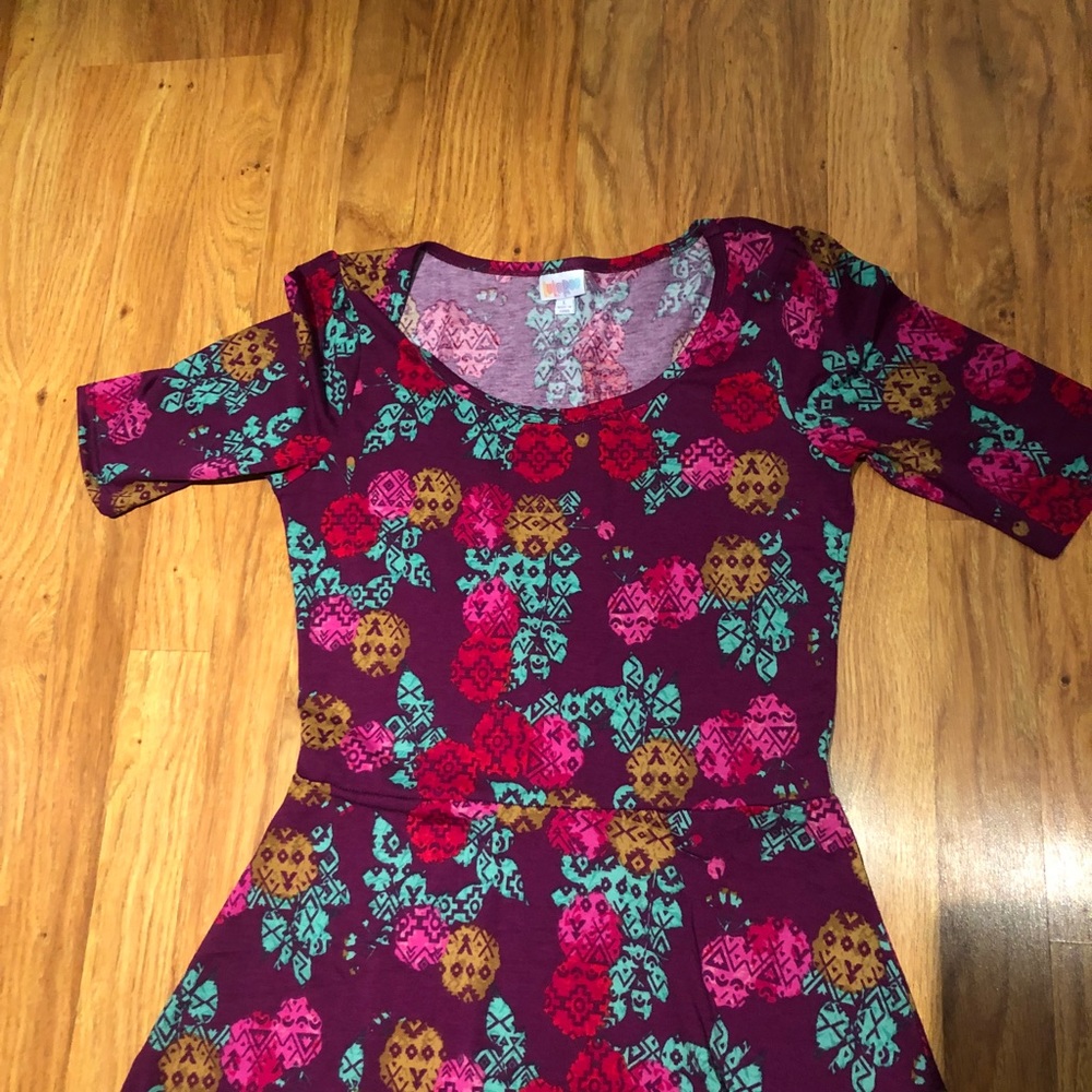 Stunning Lularoe Ana dress